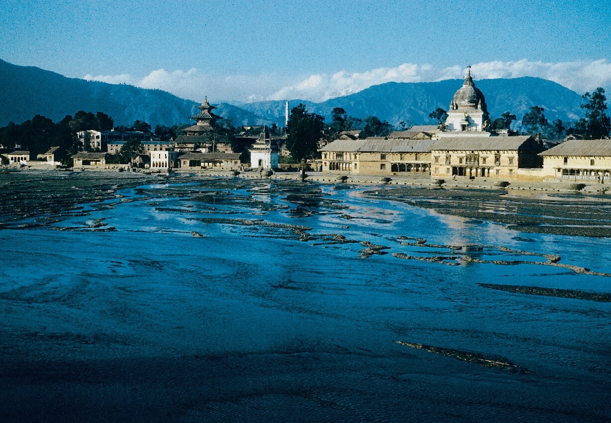 Cities located on the banks of rivers